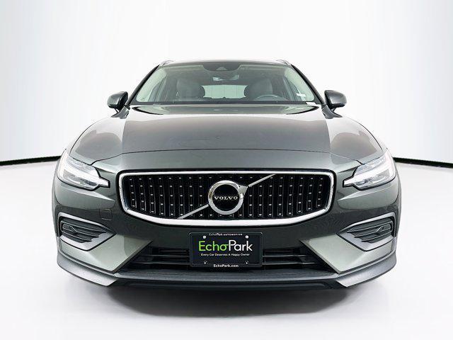used 2020 Volvo V60 Cross Country car, priced at $28,997