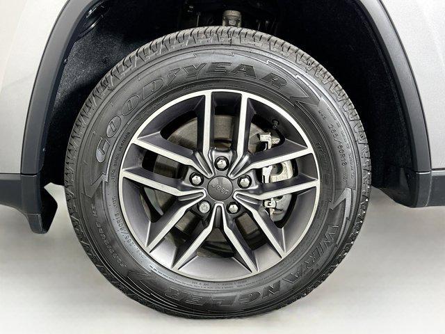 used 2021 Jeep Grand Cherokee car, priced at $25,987