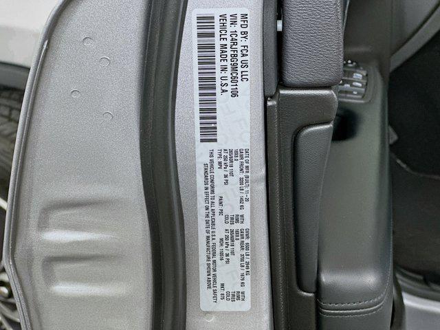 used 2021 Jeep Grand Cherokee car, priced at $25,987