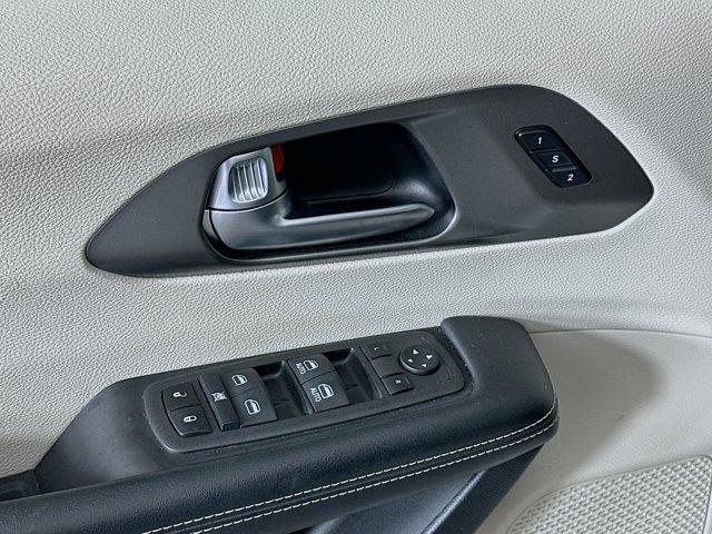 used 2022 Chrysler Pacifica car, priced at $24,197