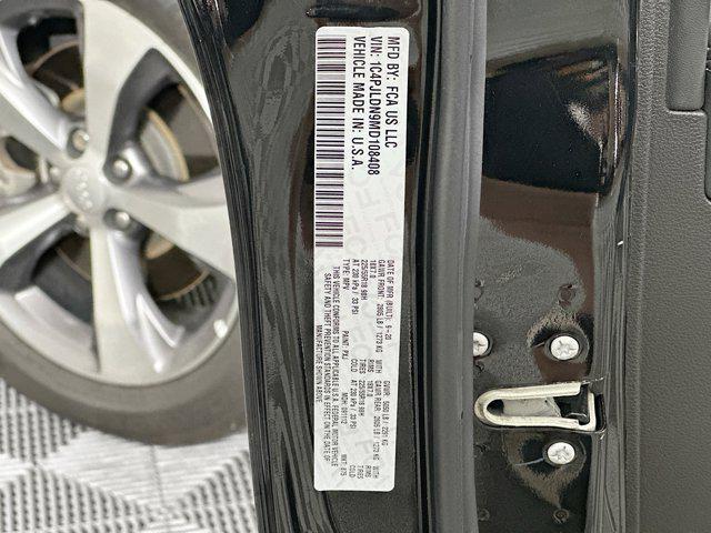 used 2021 Jeep Cherokee car, priced at $13,997