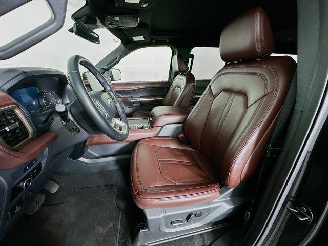 used 2024 Ford Expedition car, priced at $49,289