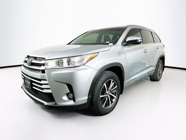 used 2018 Toyota Highlander car, priced at $21,899