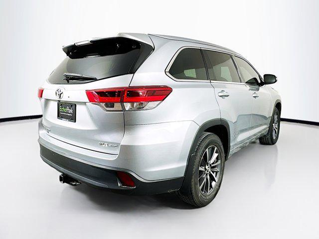 used 2018 Toyota Highlander car, priced at $21,899