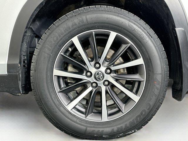 used 2018 Toyota Highlander car, priced at $21,899