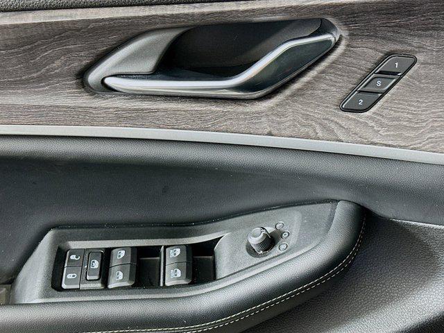 used 2024 Jeep Grand Cherokee L car, priced at $31,597