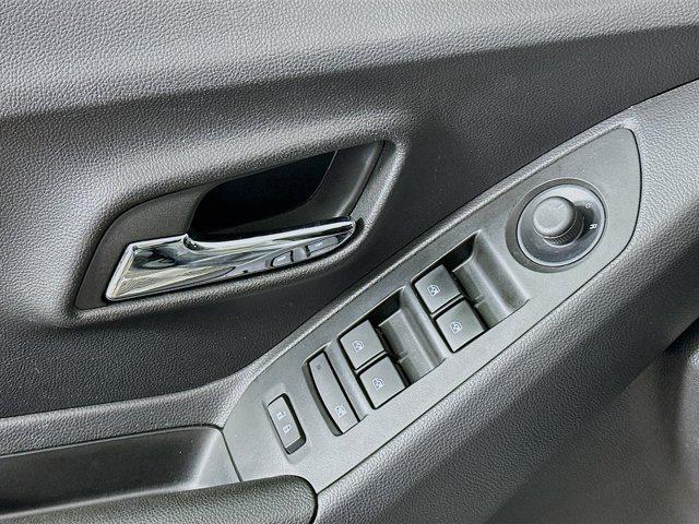 used 2022 Chevrolet Trax car, priced at $15,647