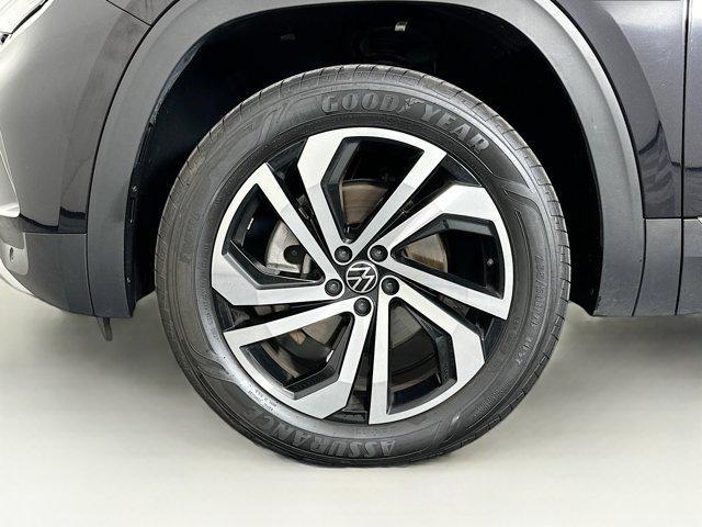 used 2023 Volkswagen Atlas Cross Sport car, priced at $26,989