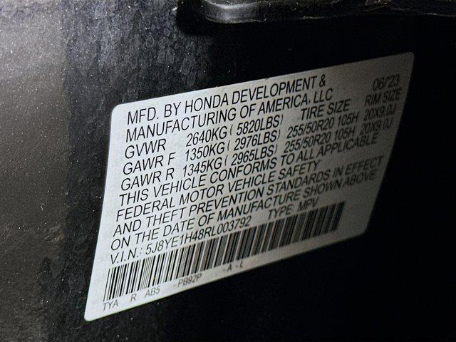 used 2024 Acura MDX car, priced at $41,287