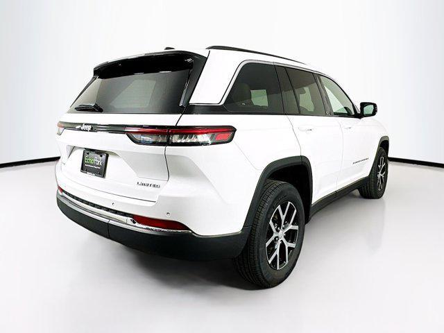 used 2024 Jeep Grand Cherokee car, priced at $32,647