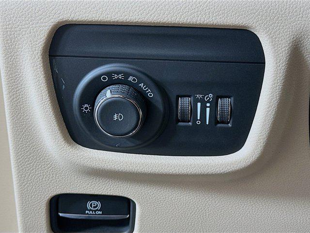used 2024 Jeep Grand Cherokee car, priced at $32,647