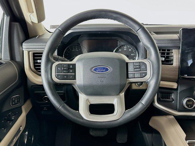 used 2024 Ford Expedition car, priced at $45,497