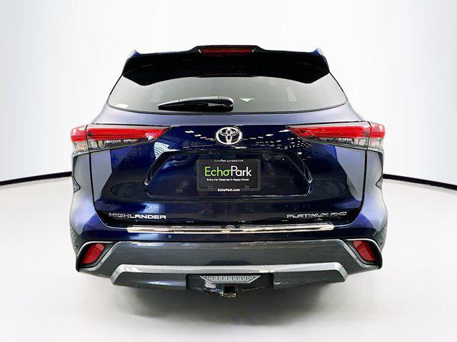 used 2020 Toyota Highlander car, priced at $33,597