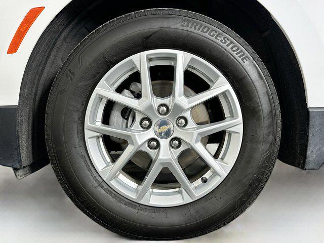 used 2024 Chevrolet Equinox car, priced at $18,996