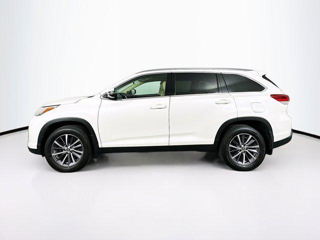 used 2019 Toyota Highlander car, priced at $26,599