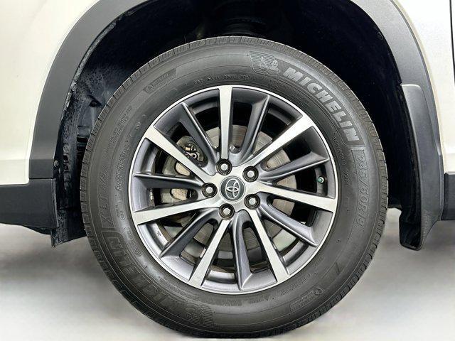 used 2019 Toyota Highlander car, priced at $26,599