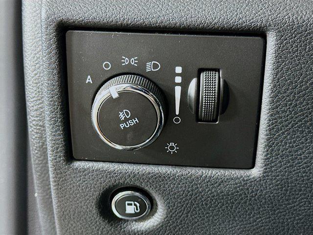 used 2020 Jeep Grand Cherokee car, priced at $23,797