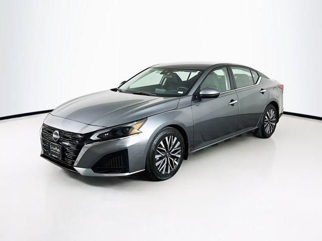 used 2023 Nissan Altima car, priced at $21,789