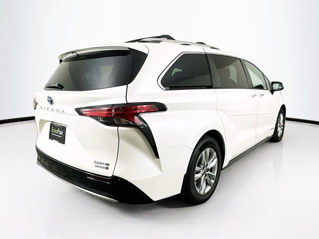 used 2021 Toyota Sienna car, priced at $34,299