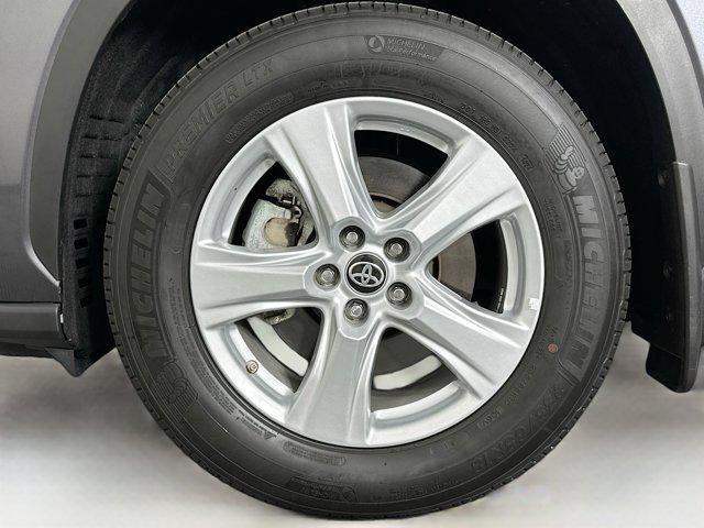 used 2024 Toyota Highlander car, priced at $38,797