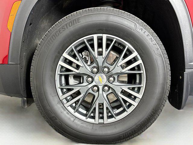 used 2024 Chevrolet Traverse car, priced at $34,697