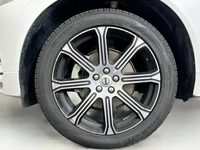 used 2020 Volvo XC60 car, priced at $26,297