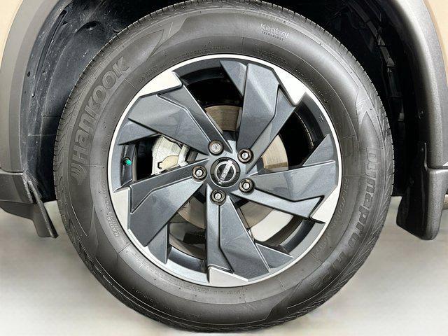 used 2024 Nissan Rogue car, priced at $23,647