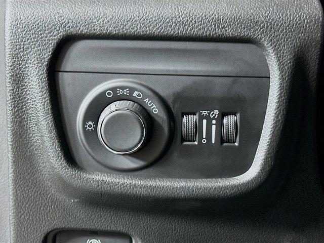 used 2024 Jeep Grand Cherokee L car, priced at $30,197