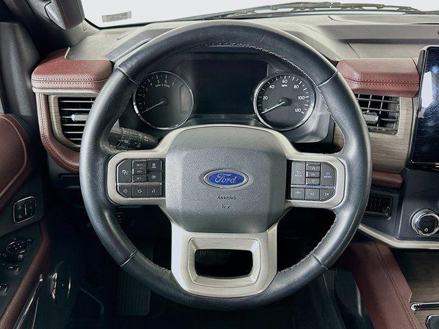 used 2023 Ford Expedition car, priced at $40,989