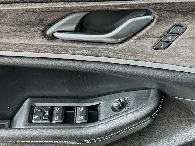 used 2022 Jeep Grand Cherokee 4xe car, priced at $29,797