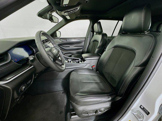 used 2023 Jeep Grand Cherokee car, priced at $29,697