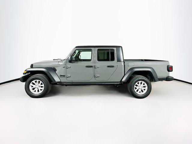 used 2023 Jeep Gladiator car, priced at $28,379