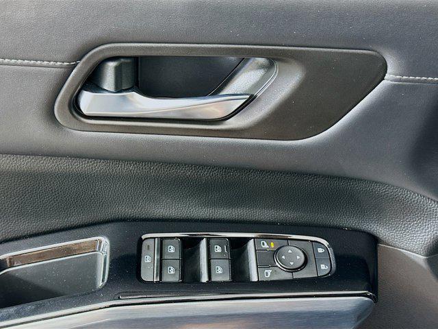 used 2022 Nissan Pathfinder car, priced at $30,897