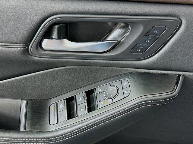 used 2023 Nissan Rogue car, priced at $25,597