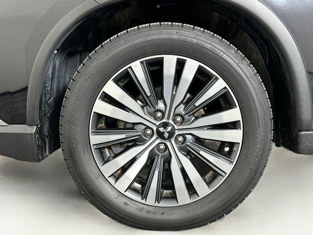 used 2020 Mitsubishi Outlander car, priced at $15,989