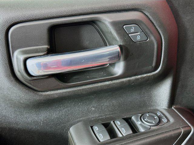 used 2021 Chevrolet Silverado 1500 car, priced at $30,997