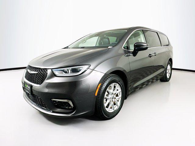 used 2023 Chrysler Pacifica car, priced at $24,597