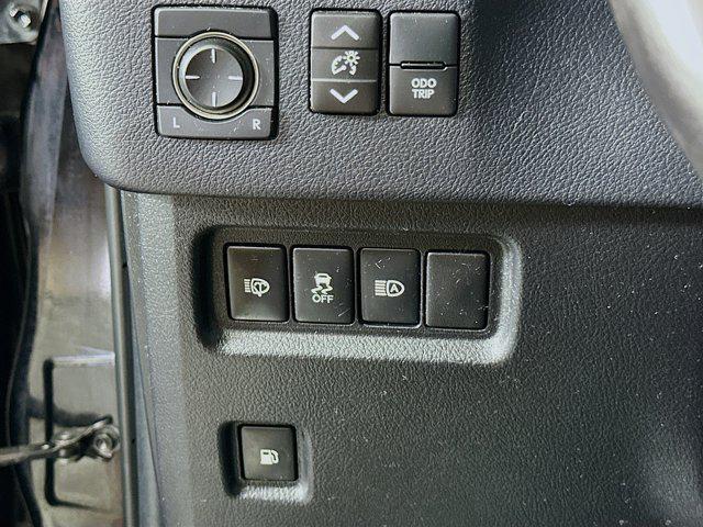 used 2020 Lexus GX 460 car, priced at $35,799