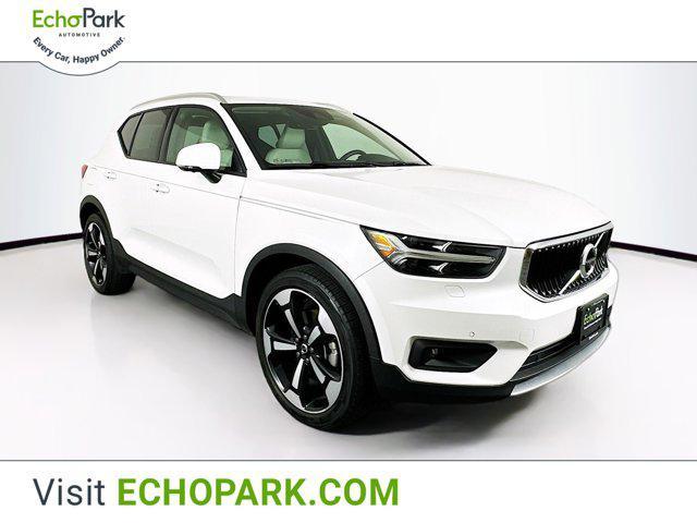 used 2022 Volvo XC40 car, priced at $27,197