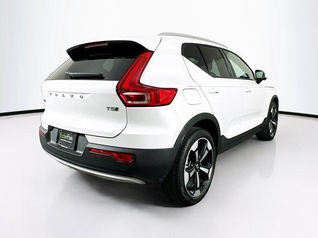 used 2022 Volvo XC40 car, priced at $27,197