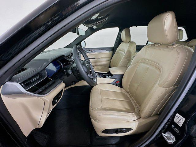 used 2023 Jeep Grand Cherokee car, priced at $26,747