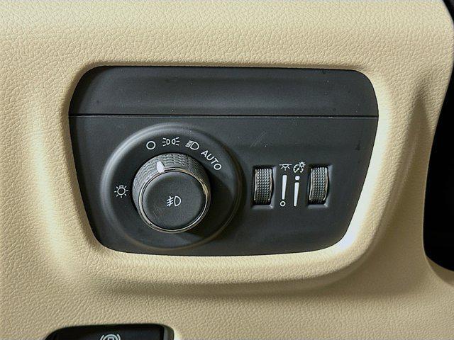 used 2023 Jeep Grand Cherokee car, priced at $26,747