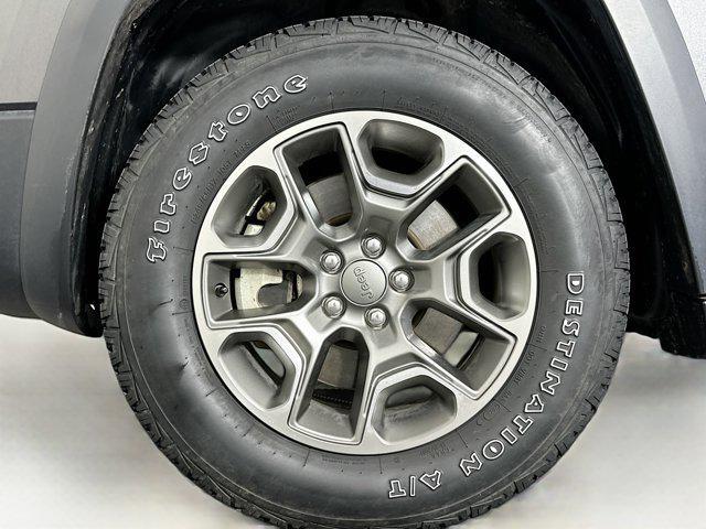 used 2022 Jeep Cherokee car, priced at $23,497