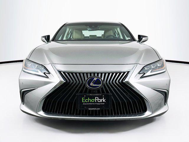 used 2019 Lexus ES 300h car, priced at $27,499