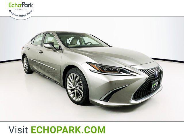 used 2019 Lexus ES 300h car, priced at $27,499