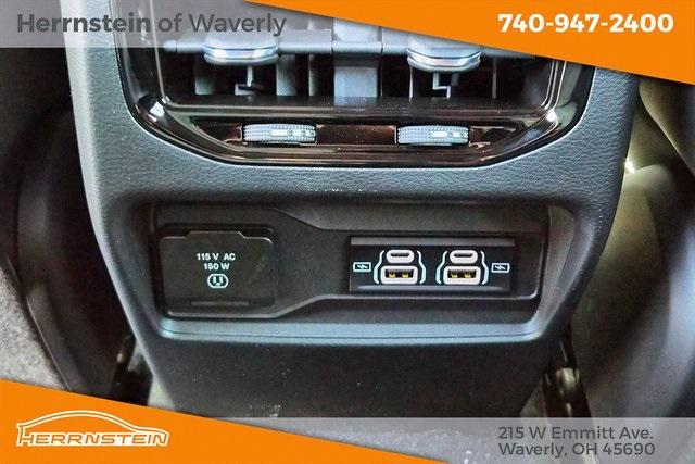 new 2025 Jeep Grand Cherokee car, priced at $45,620