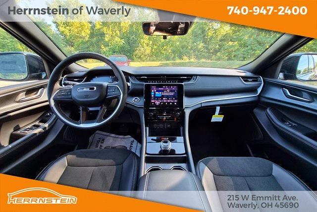new 2025 Jeep Grand Cherokee car, priced at $45,620