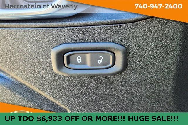 new 2026 Jeep Wrangler car, priced at $41,472