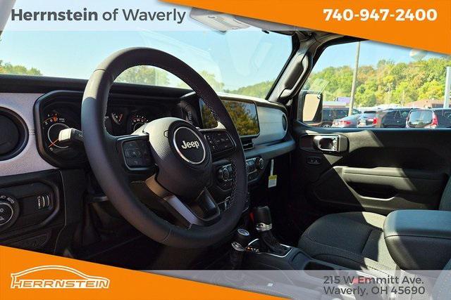 new 2025 Jeep Gladiator car, priced at $45,401