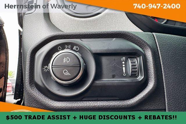 new 2025 Jeep Gladiator car, priced at $42,203